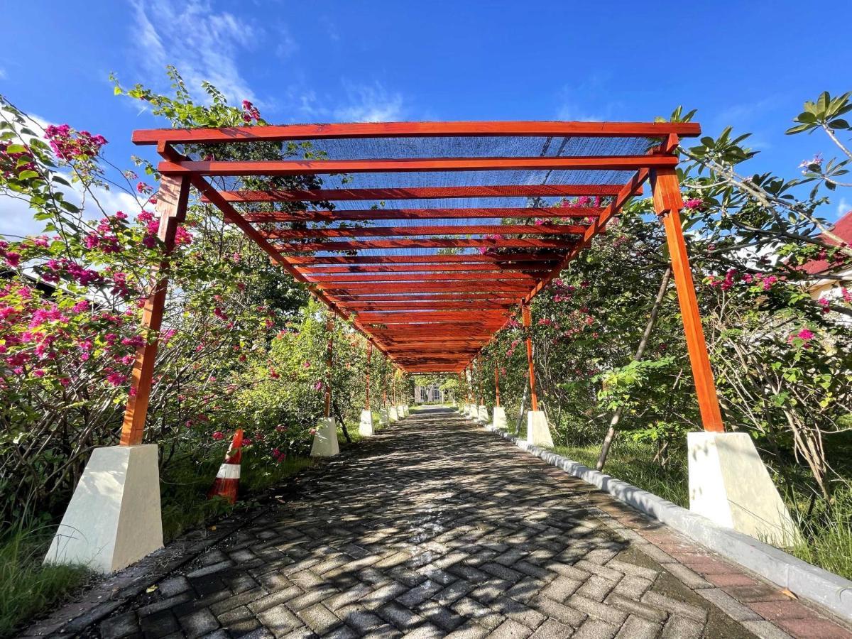 Ndc Resort & Spa Manado Exterior photo